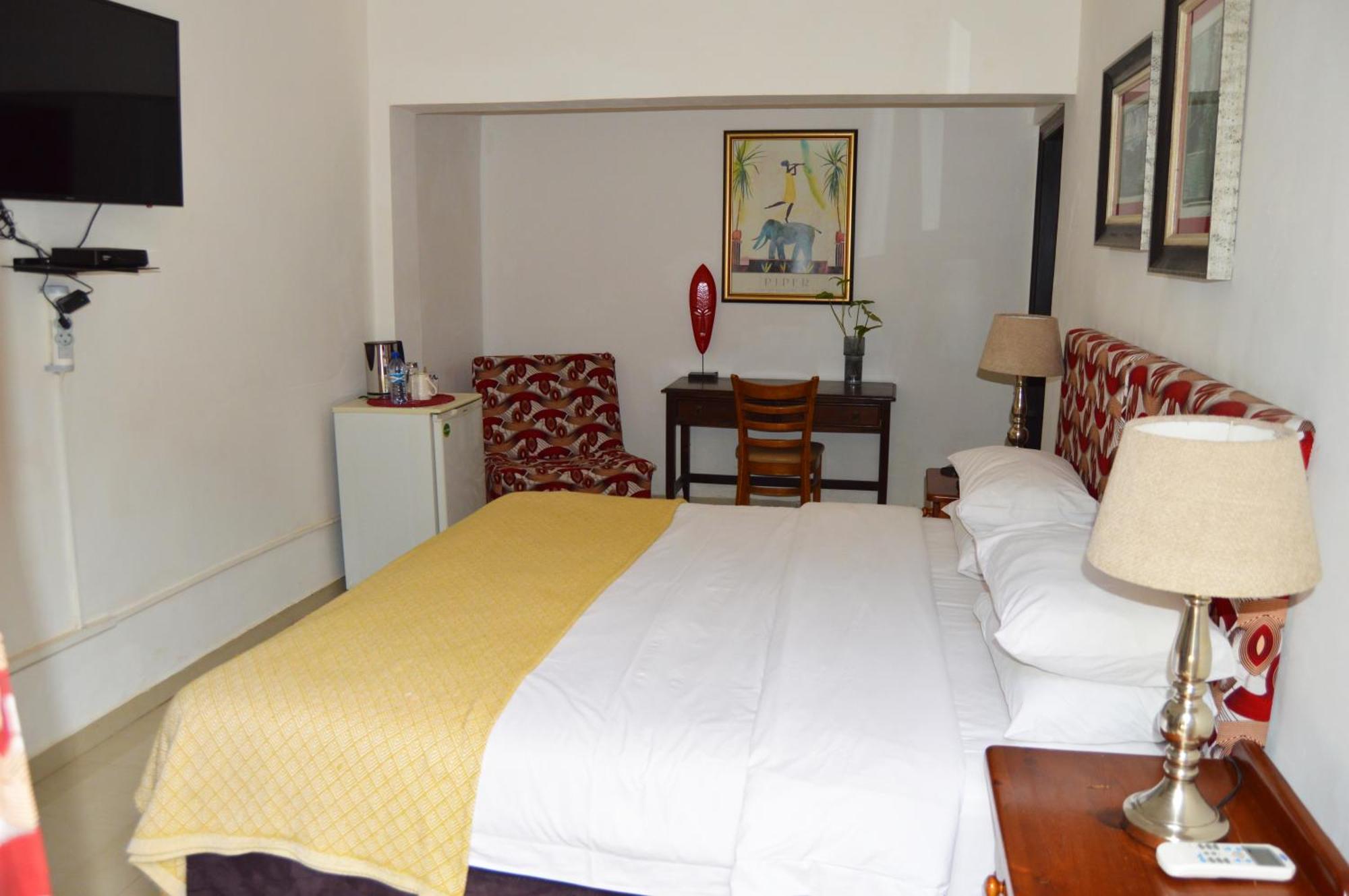 Bougainvilla Boutique Hotel & Restaurant Λουμπουμπάσι Εξωτερικό φωτογραφία