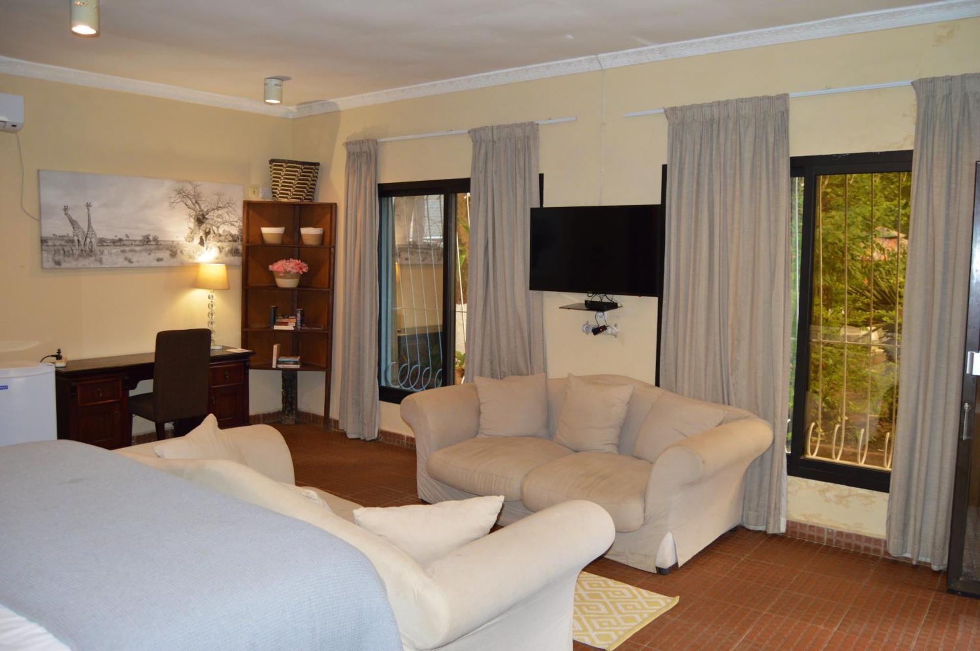 Bougainvilla Boutique Hotel & Restaurant Λουμπουμπάσι Εξωτερικό φωτογραφία