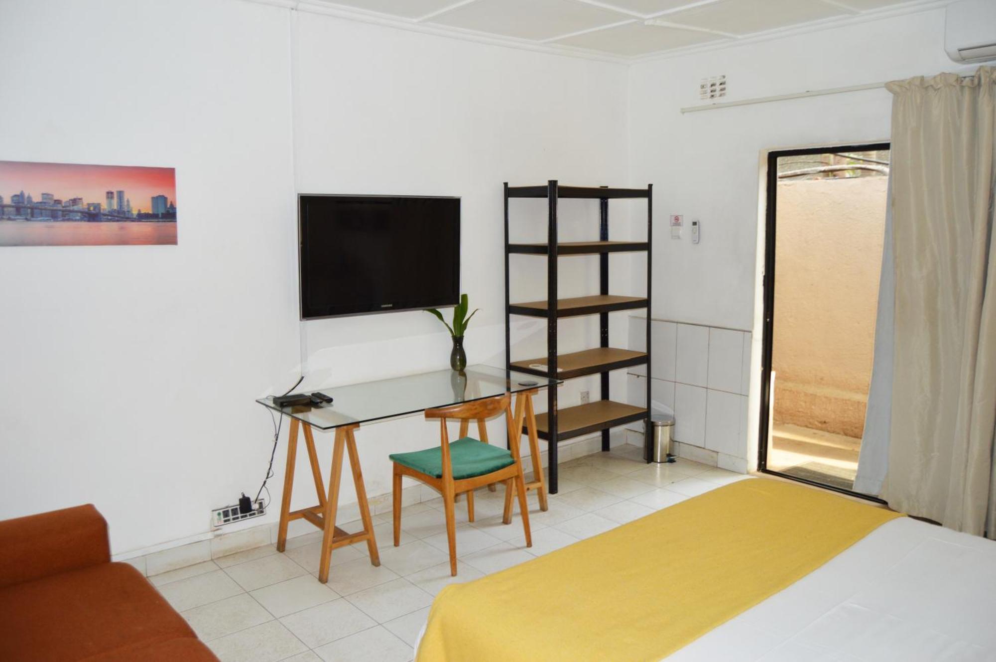 Bougainvilla Boutique Hotel & Restaurant Λουμπουμπάσι Εξωτερικό φωτογραφία